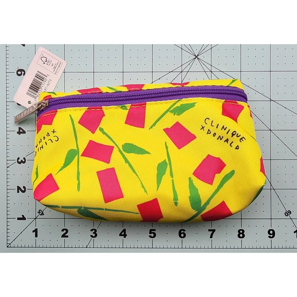 Vintage clinique makeup bag NWT Geometric pattern‎